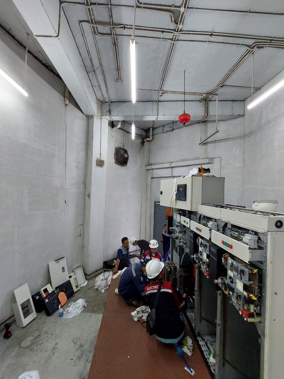 Photo 6260125146039825311 y - electrical & industrial supplier - system integrator - service & maintenance subcontractor