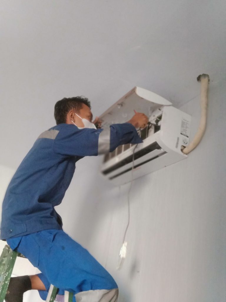 service ac 1 - ELECTRICAL & INDUSTRIAL SUPPLIER - SYSTEM INTEGRATOR - SERVICE & MAINTENANCE SUBCONTRACTOR