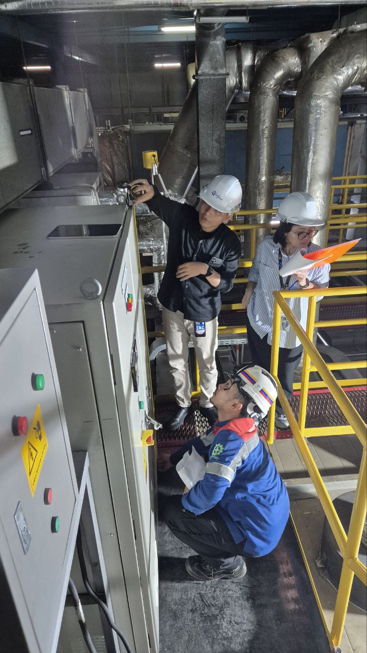Test commissioning panel