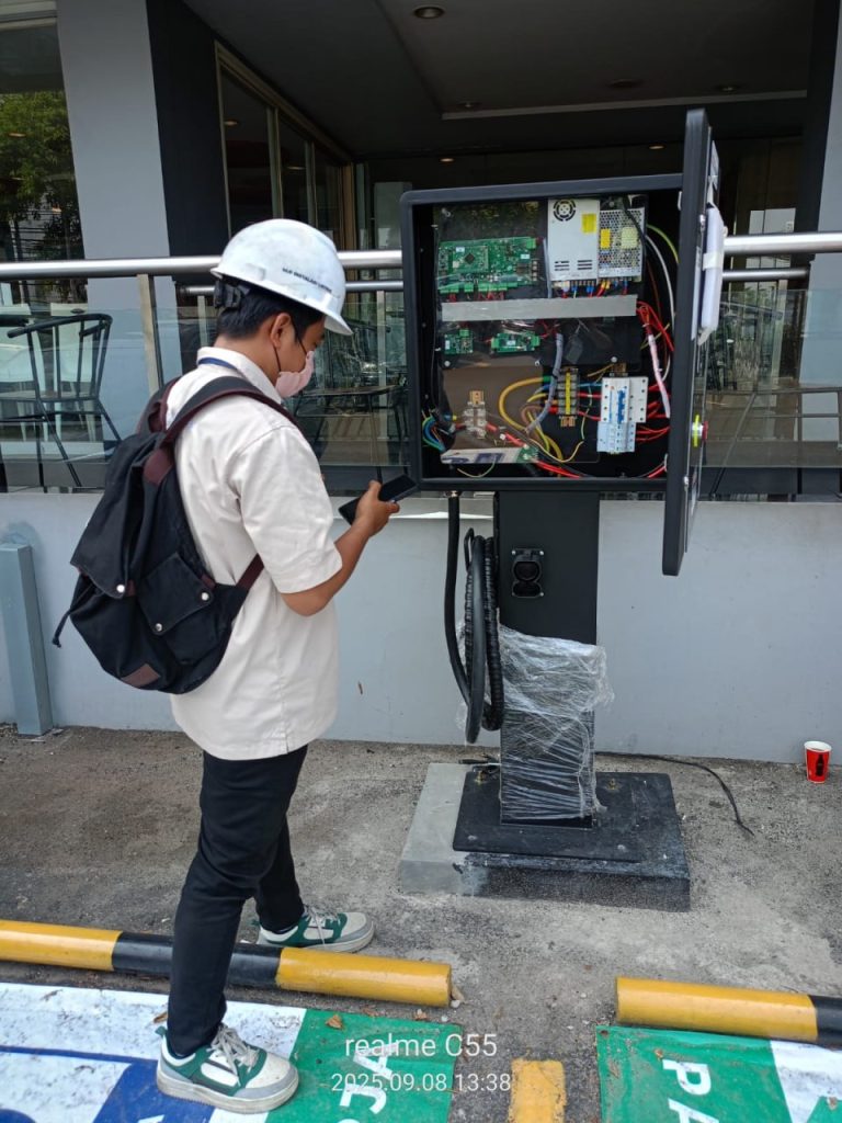 Instalasi Ev Charging – Kfc Tugu Tani 5 Pt Sarana Energi Investama 6195252864784386573 - electrical & industrial supplier - system integrator - service & maintenance subcontractor
