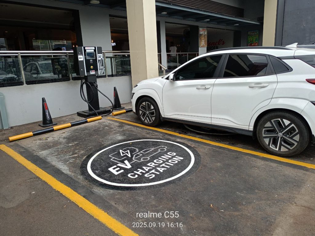 Instalasi Ev Charging – Kfc Tugu Tani 6 Pt Sarana Energi Investama 6228714808958634285 - electrical & industrial supplier - system integrator - service & maintenance subcontractor