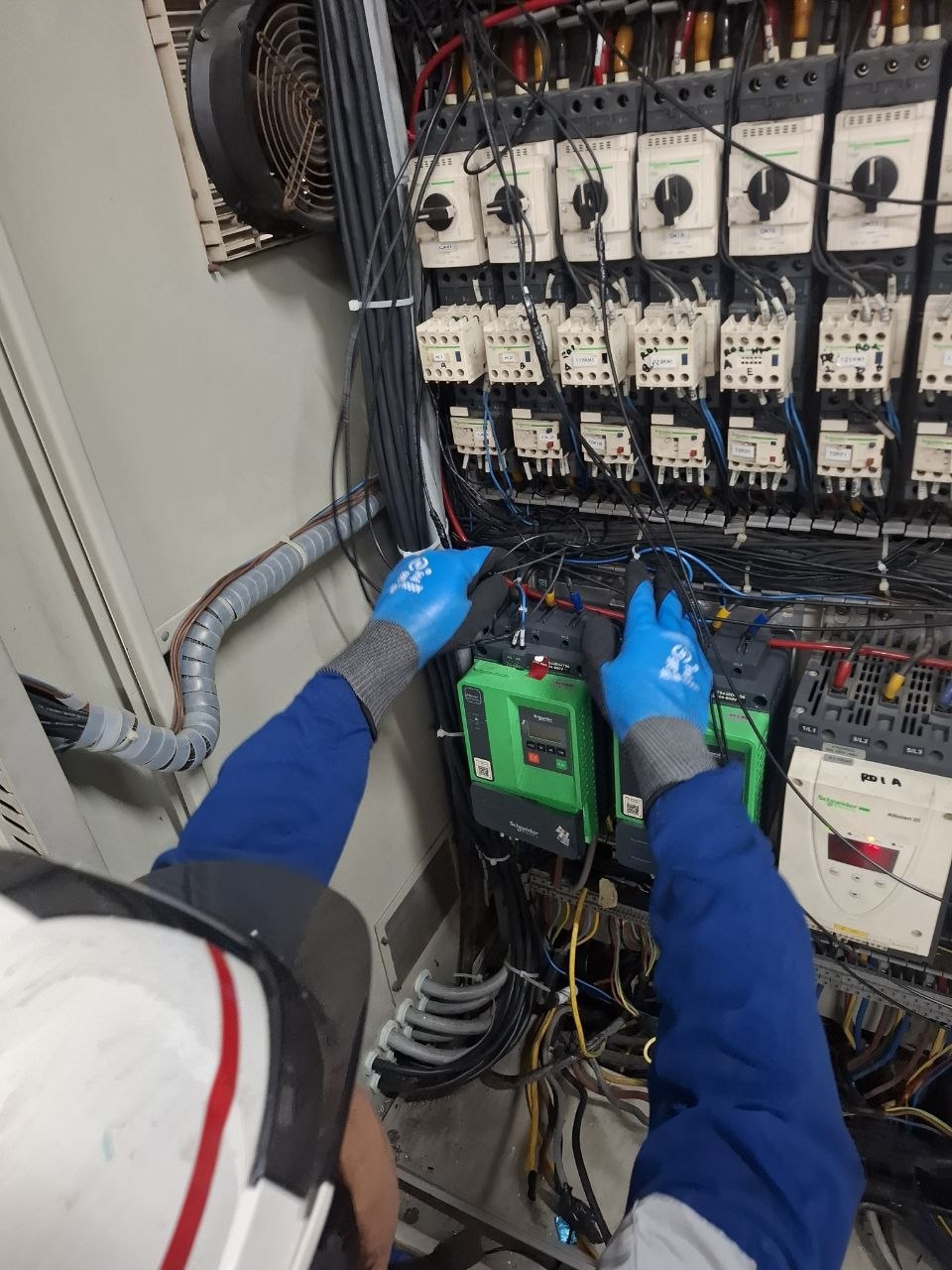 Modifikasi panel mcc wtp system
