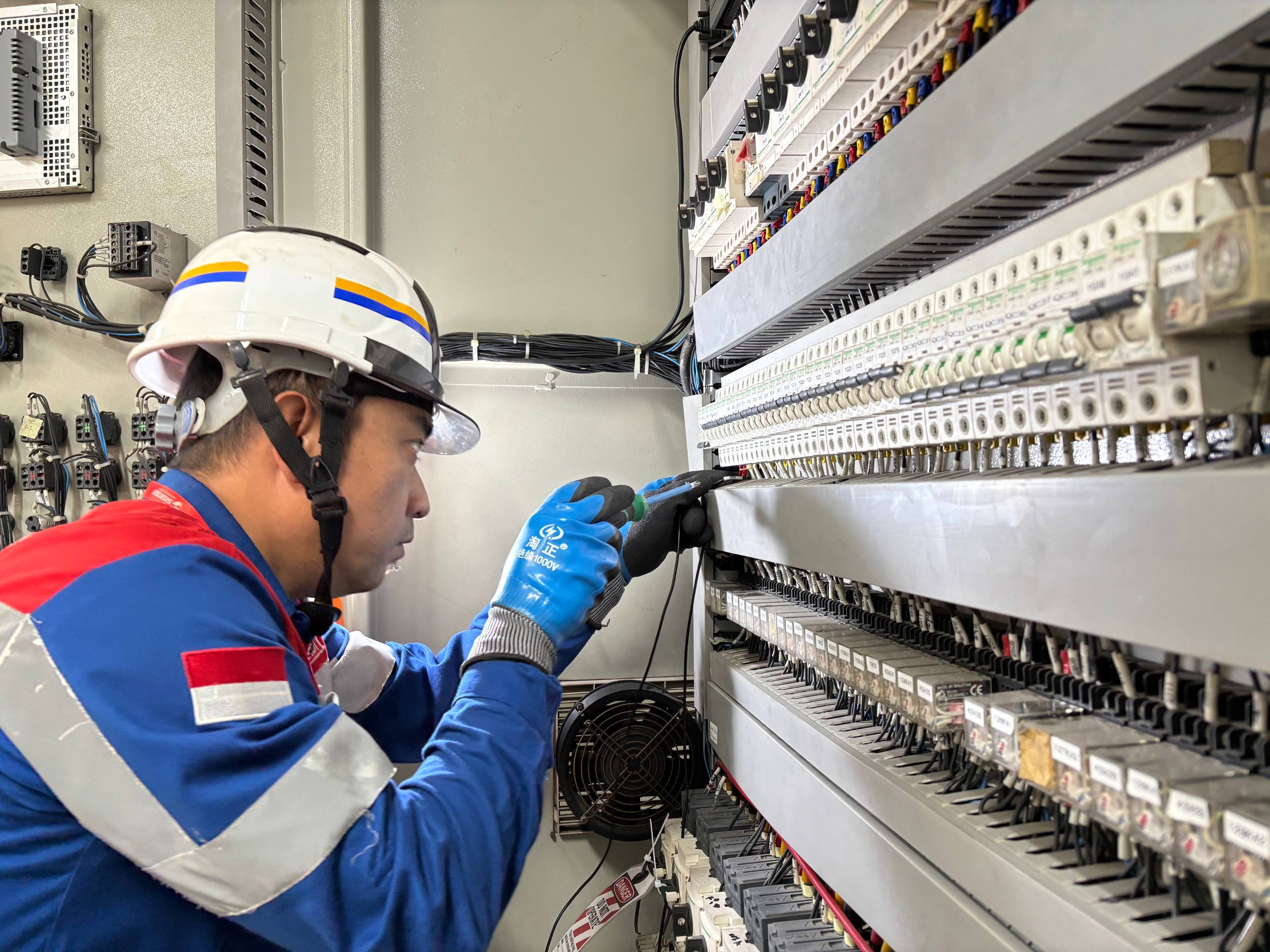 Pengecekan panel mcc
